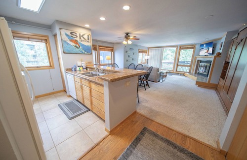 Mountain House Condo | Liftside 201