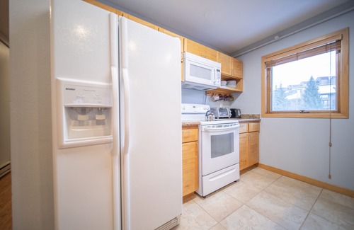 Mountain House Condo | Liftside 201