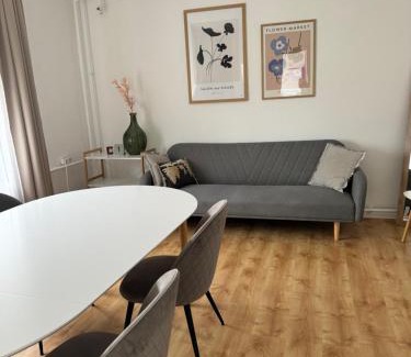 Heviz Apartment | Light House