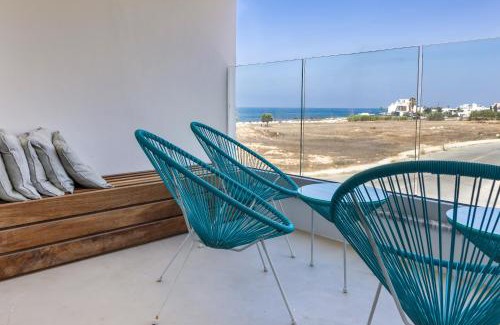 Old Town Apartment | Lighthouse Apartment by the sea