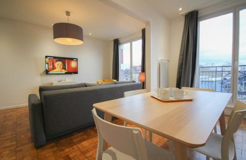 Wazemmes Apartment | Lille Wazemmes- Appartement avec balcon et vue