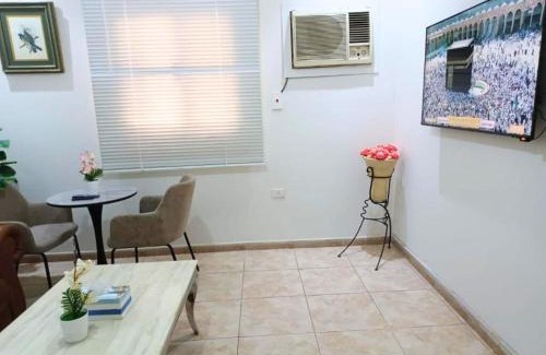 Hera Street Apartment | Lily 4 Apartment and Penthouse