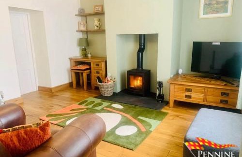 Eastgate House | Lily's Cottage, St Johns Chapel