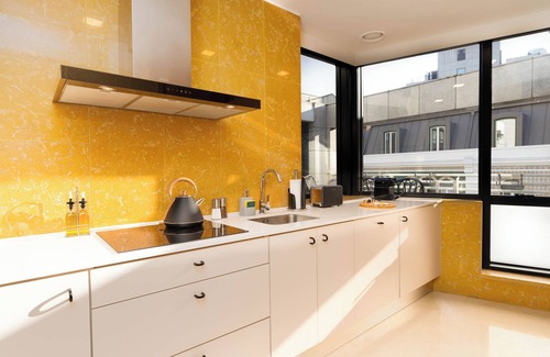 Santo Antonio Apartment | Limehome Lisbon Eca de Queiroz