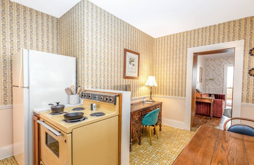 Galena Hotel | Linen&Stone Inn Unit 1, Charming, Historic, 1.5 Blocks to Main St.