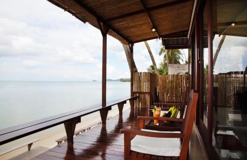 Lipa Noi Resort | Lipa Lodge Beach Resort