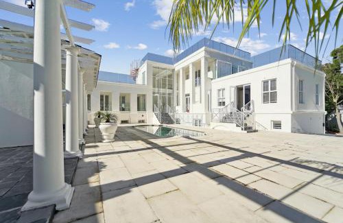 Hout Bay Villa | Livadia Palace Hout Bay
