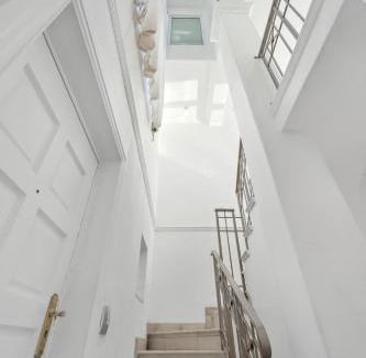 Hout Bay Villa | Livadia Palace Hout Bay
