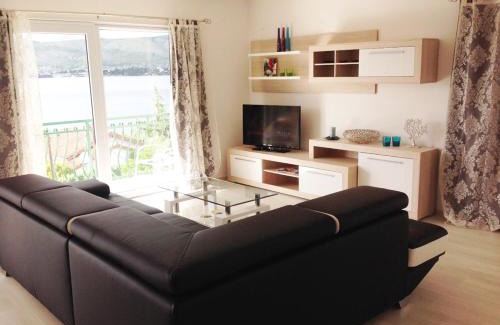 Okrug Gornji Apartment | Livaja Apartment