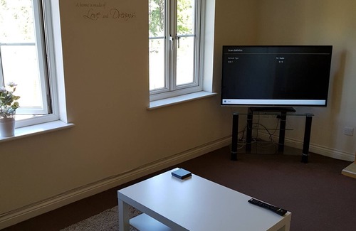 Livingston House | Livingston 4 Bedroom Townhouse - Central Belt of Scotland