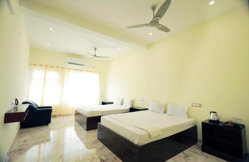 Kanyakumari Hotel | LK.Lodge