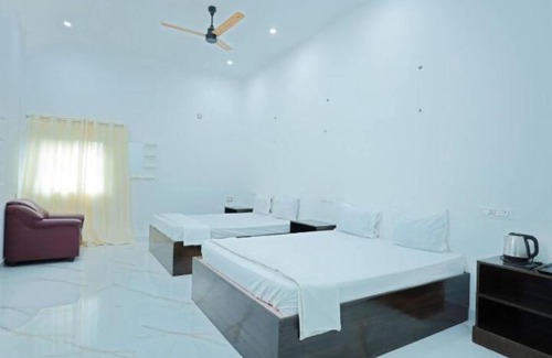 Kanyakumari Hotel | LK.Lodge