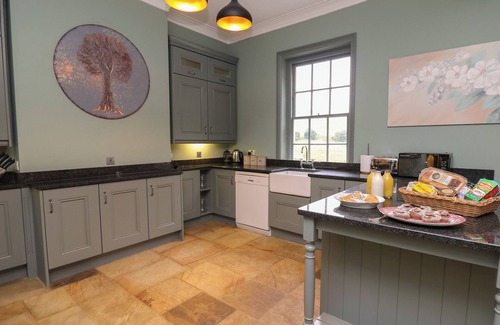 Llanwrtyd Wells Cottage | Llwynderw Hall