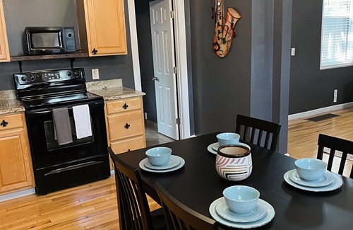 Soulard Apartment | Located in the heart of Soulard, walking distance from many attractions.