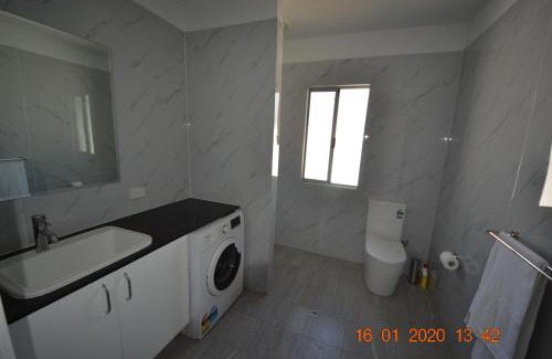 Kelmscott Apartment | LOCK, Leave, Work-SELF CONTAINED APARTMENTS