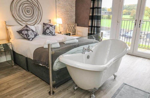 Gargrave House | Lock View