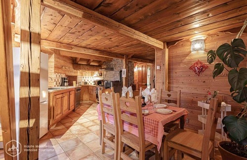 Aussois Apartment | Lodenou apprt 4-6 persons Aussois