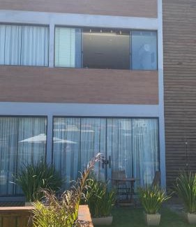 Laguna Apartment | Loft 207 com vista para a piscina e Farol