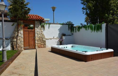 Segur de Calafell House | Loft El Ranch Playa a 10 minutos andando con Jacuzzi XXL y Jardin Privado
