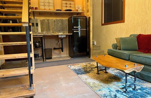 Ashford Apartment | Loft in Paradise 5 miles from Nisqually entrance Mt Rainier