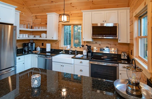 Twin Mountain Cabin | Log Cabin, 5mi to Bretton Woods Ski & 12mi to Cannon, private snowmobile access