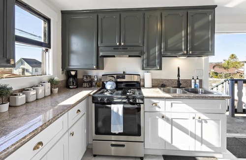 Logan Heights House | Logan Heights Loft, Unit 3 | 2/1.5 Loft, Close to Downtown and Gaslamp Quarter!
