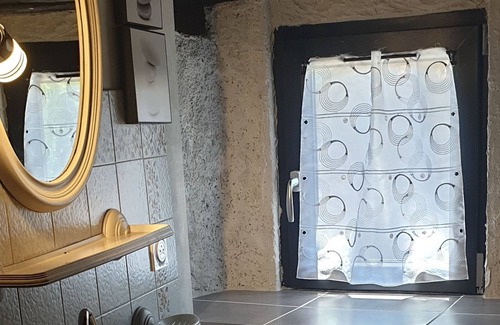 Saint-Come-d'Olt House | Logement Indépendant Dans Corps de Ferme