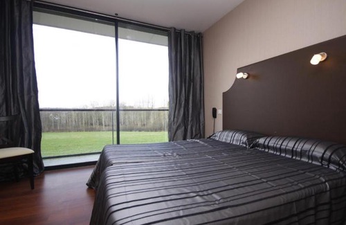 Chaource Hotel | Logis Le Cadusia