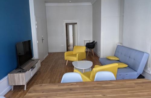 La Fleche Apartment | Logis ville, 24h Mans, zoo, prytanée, golfe, 6 pers