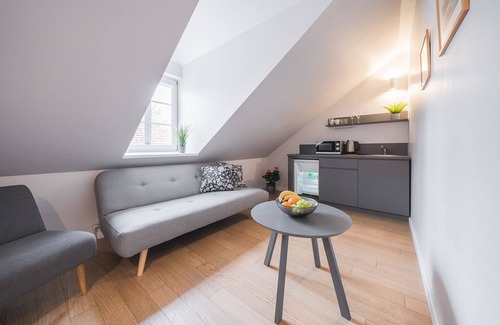 Old Town Apartment | Lollo Self Check-in Residence - Lollo Luxury
