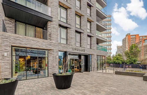 St. Pancras and Somers Town Apartment | London Bliss in London