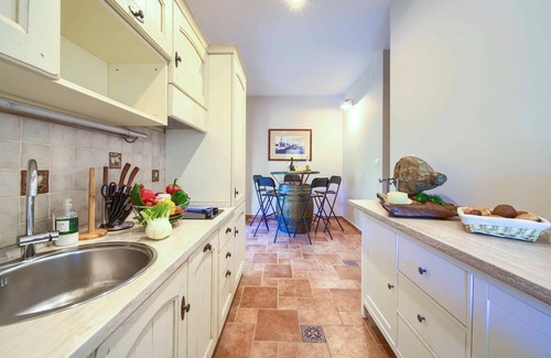 Porat House | Look forward to the sea, the pool and a fantastic view.