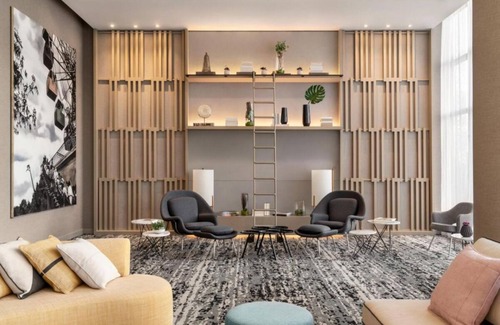 Hollywood South Central Beach Hotel | Look No Further! 4 Relaxing Units, Pool View, Walk to Hollywood Beach
