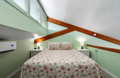 Cedar Key House | Lookout Loft a Cedar Cove Condo