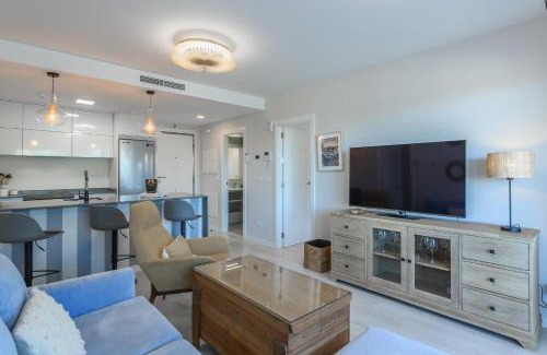 Ayamonte Apartment | Los Camaleones by Ĥ- Playa de los Haraganes HLCH3103