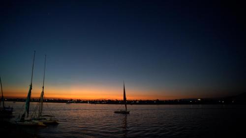 Nile River Luxor Hotel | Lotus Luxor Hotel