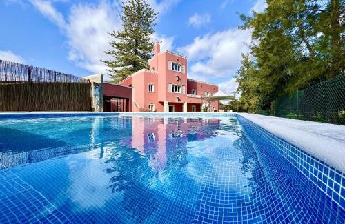 Sao Clemente Apartment | Loulé Stylish 1 with Pool by Homing