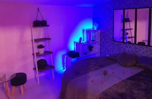 Saint-Vincent-de-Paul Hotel | Love Rooms de la Presqu'île