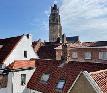 Historical Center Bruges Hotel | Lovelace Suites by Threads of Time Hotel Bruges