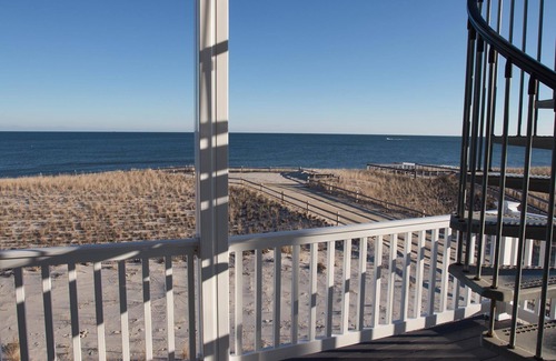 Loveladies House | Loveladies - ~LBI~ - Stupendous - Five/Six Bedroom - Oceanfront