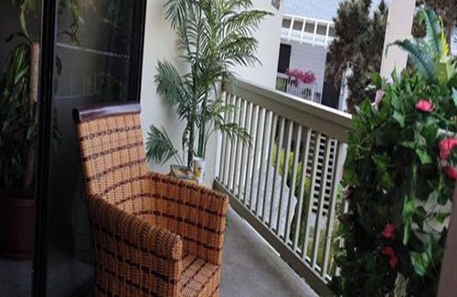 Carmel Valley Condo | Lovely 2/2 with optional 3rd bedroom condo one exit from the Del Mar Racetrack