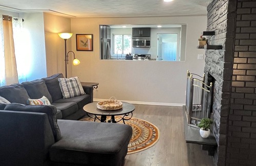 North Park Hill House | Lovely 3-bedroom house 5 minutes from Denver Zoo and 10 min from Downtown!
