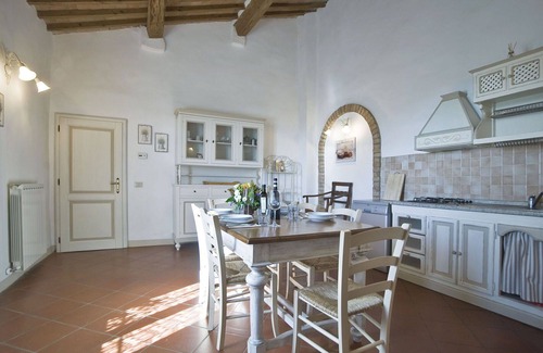 Bollano Villa | Lovely apartment in villa for 6 people with pool, WIFI, TV, terrace, pets allowed and panoramic ...