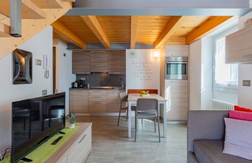Novate Mezzola Apartment | Lovely apartment for 5 people with WIFI, TV and balcony