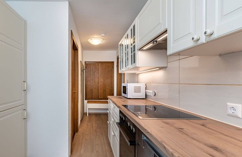 Sankt Urban Apartment | Lovely apartment for 6 guests with WIFI, terrace and panoramic view