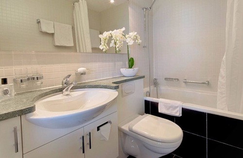 Ascona Apartment | Lovely apartment for 2 guests with WIFI, TV, balcony, pets allowed and parking