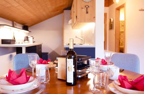 Barboleusaz Apartment | Lovely apartment for 4 people with WIFI, TV, balcony and parking