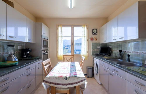 Pegomas Apartment | Lovely apartment for 4 people with A/C, WIFI, TV and balcony