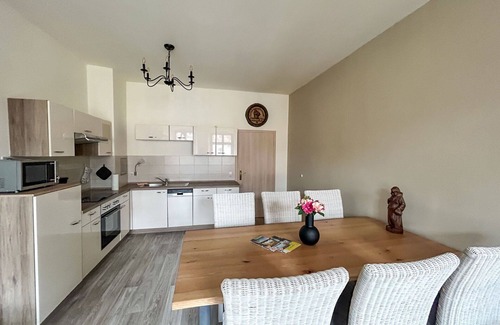 Zittau Apartment | Lovely apartment for 6 guests with WIFI, TV, patio and pets allowed