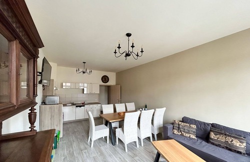 Zittau Apartment | Lovely apartment for 6 guests with WIFI, TV, patio and pets allowed